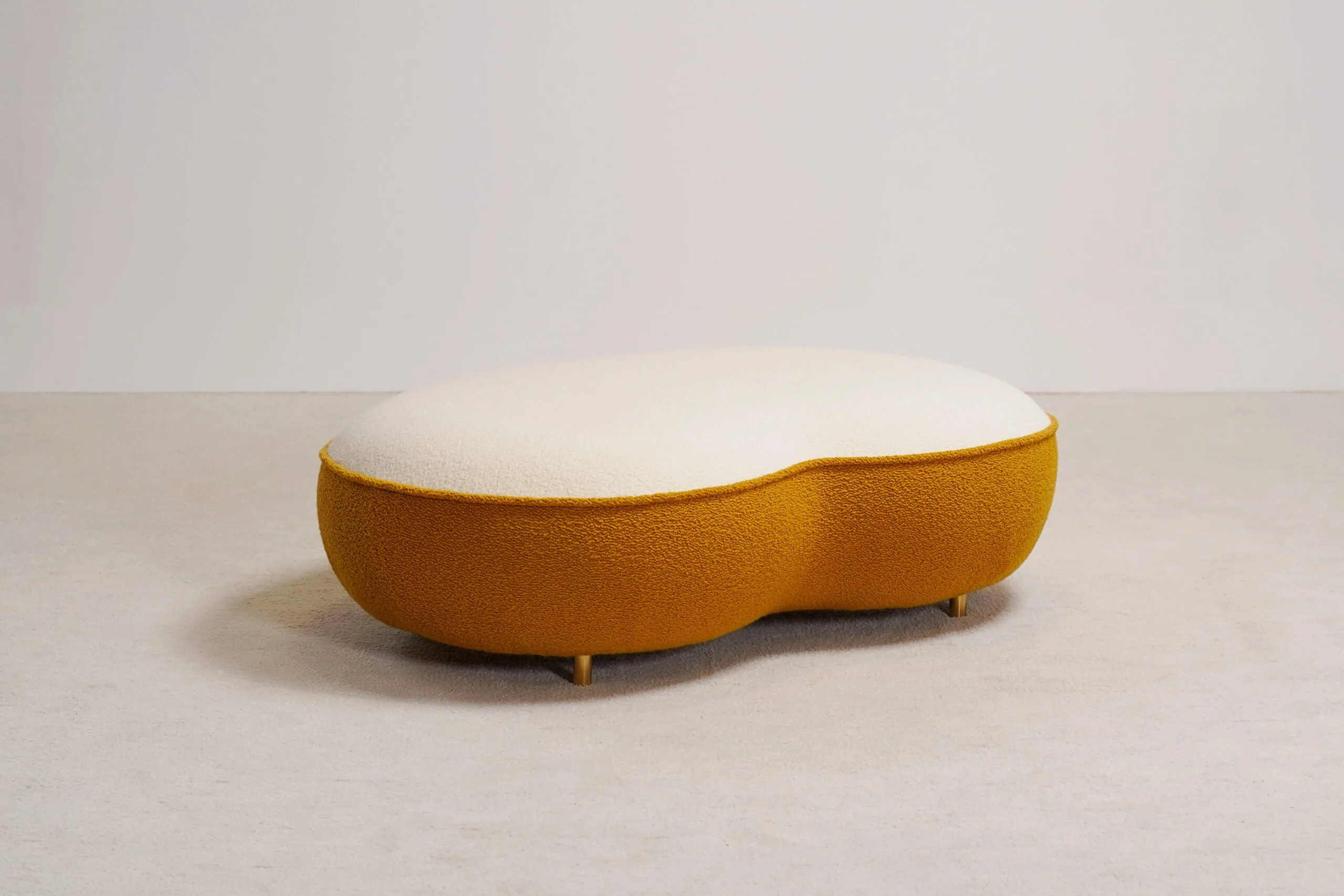 Billy Ottoman by Proisy Studio