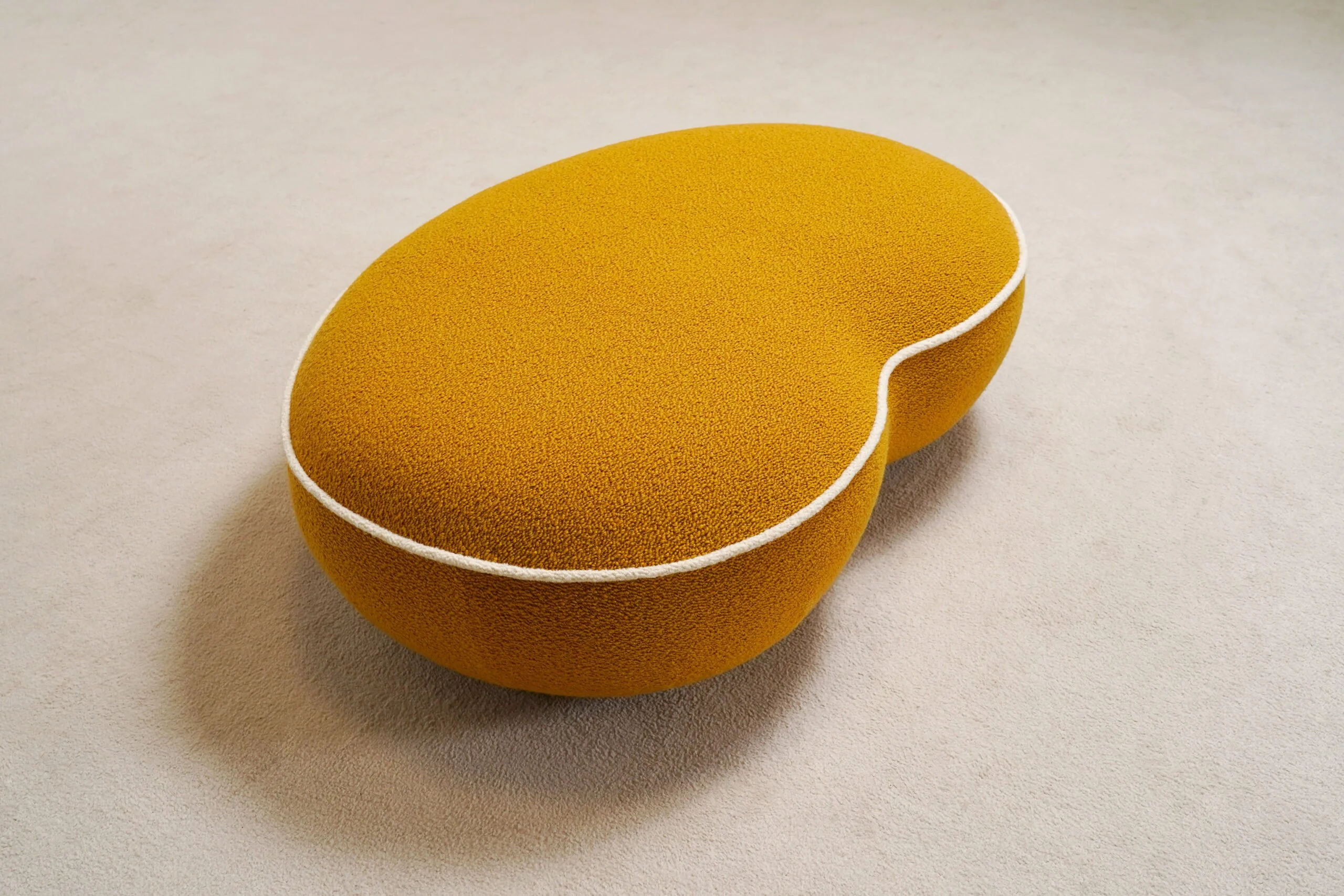 Billy Ottoman by Proisy Studio