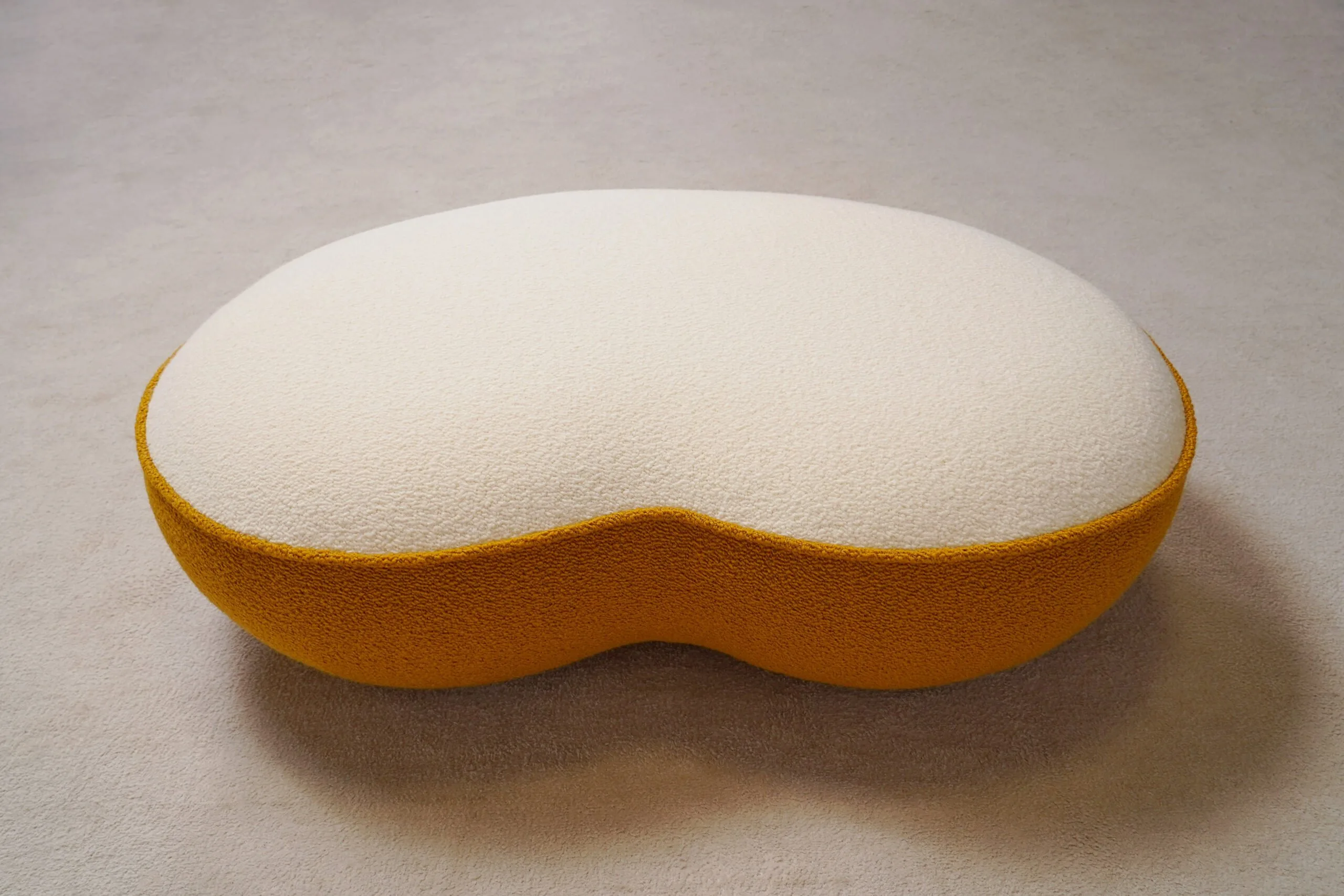 Billy Ottoman by Proisy Studio