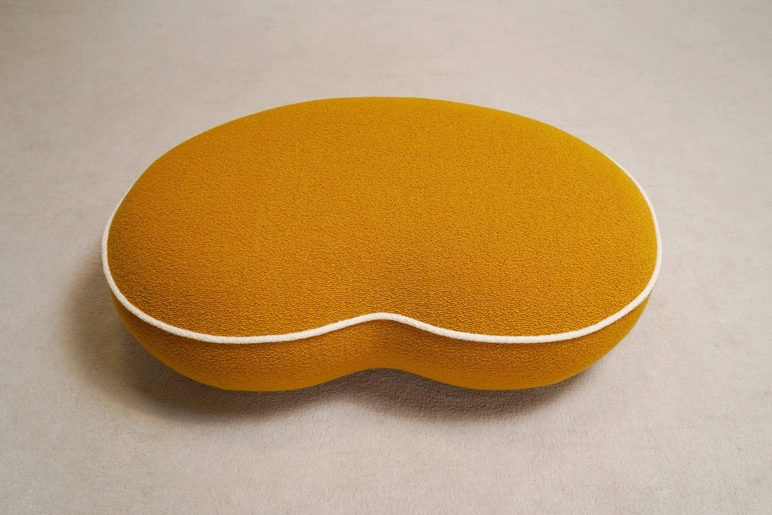 Billy Ottoman by Proisy Studio