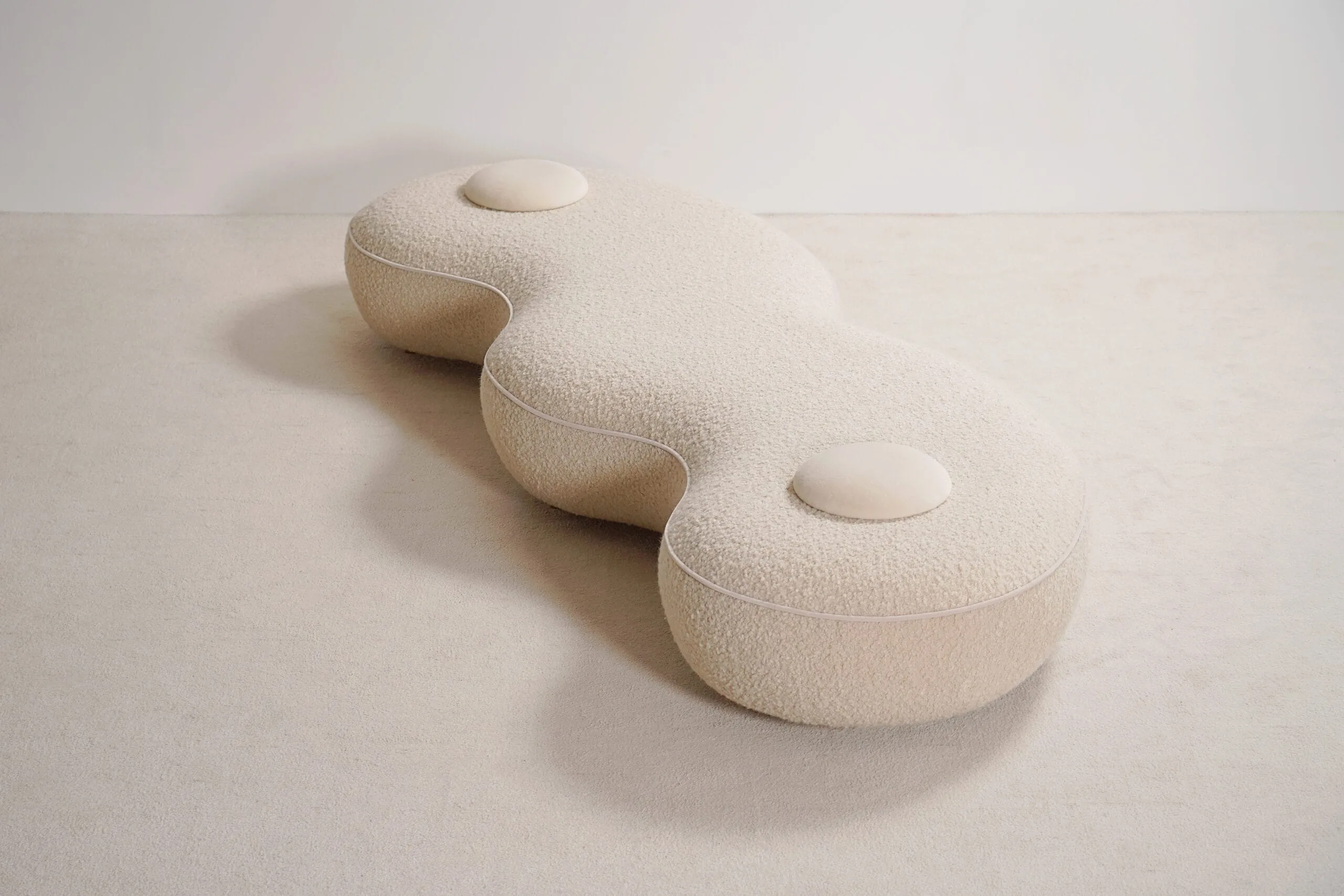 Bonnie Daybed by Proisy Steve