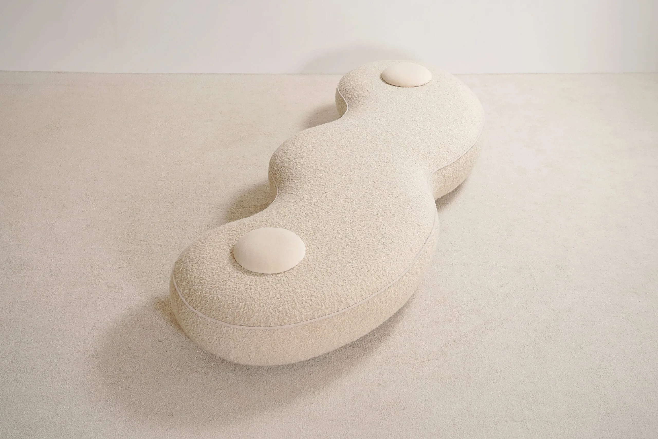 Bonnie Daybed by Proisy Steve