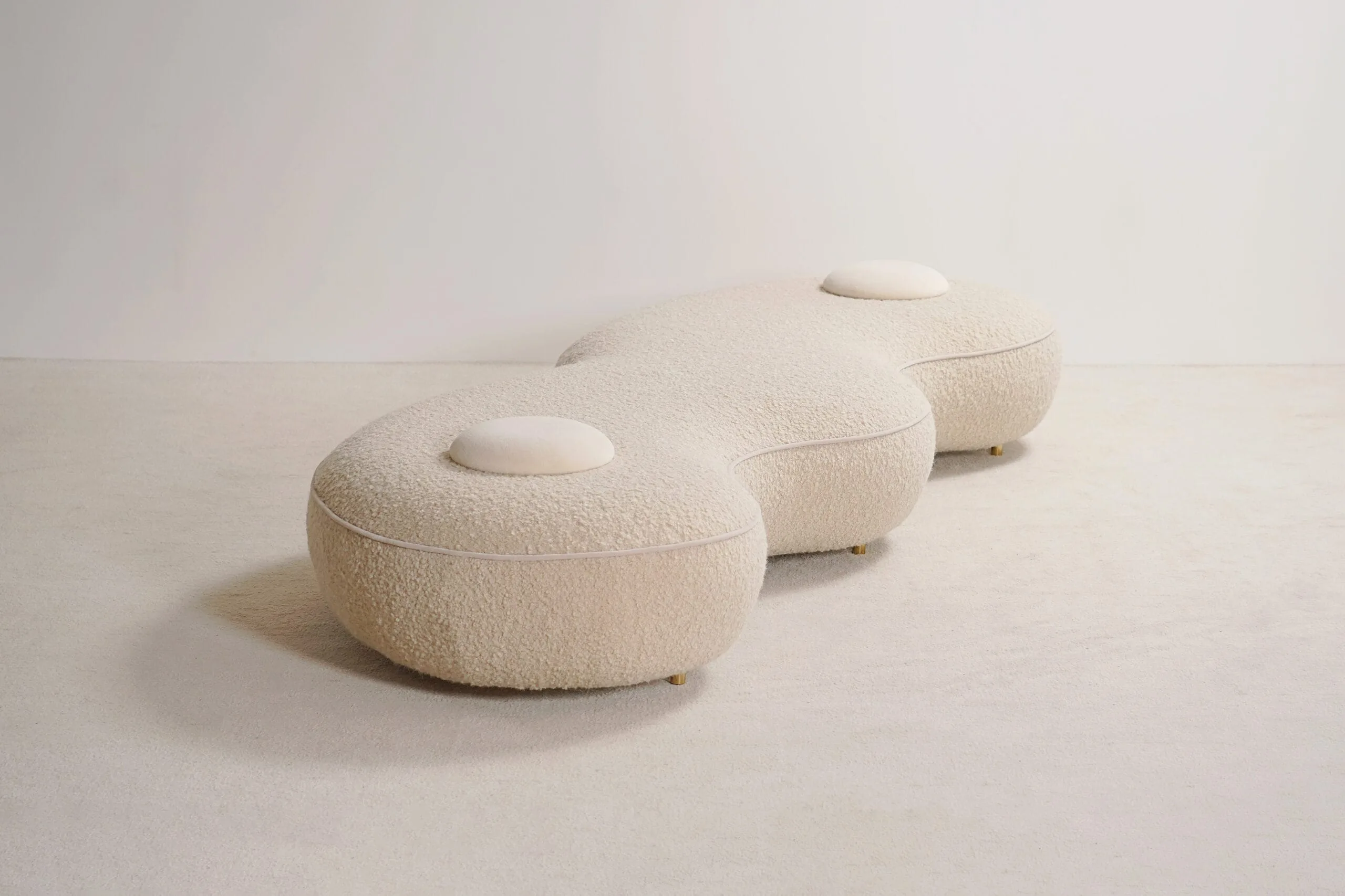 Bonnie Daybed by Proisy Steve