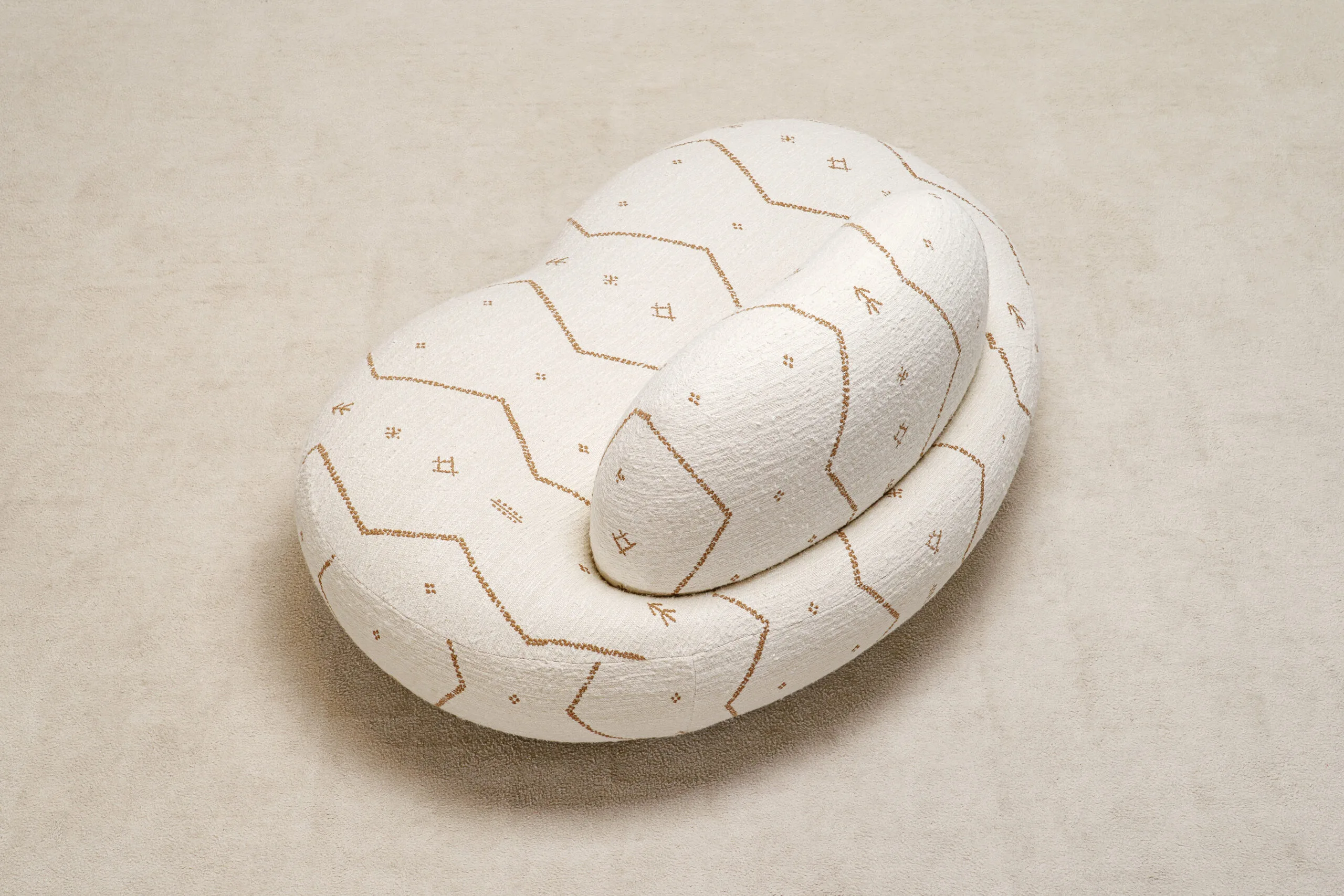 Jane Lounge Chair by Proisy Studio