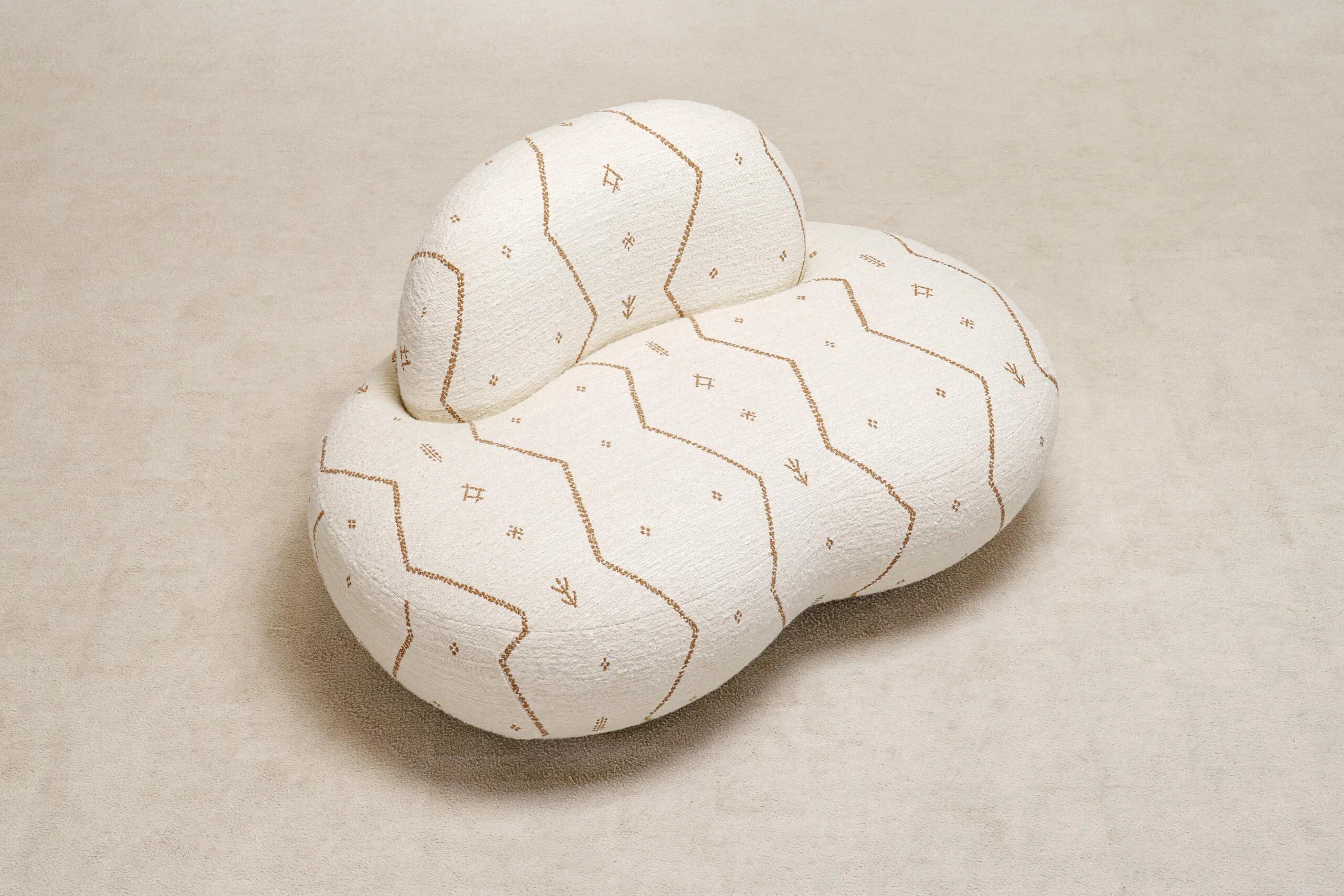 Jane Lounge Chair by Proisy Studio