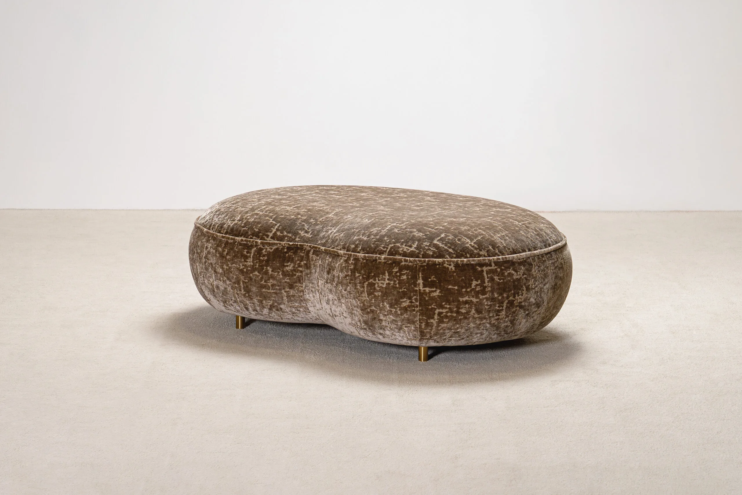 Billy Ottoman by Proisy Studio