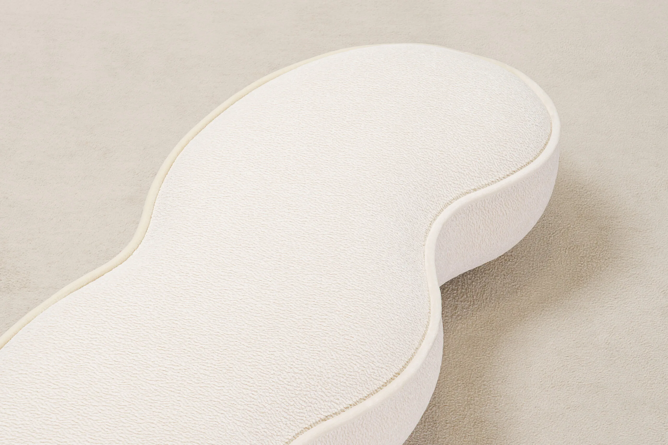 Clyde Bench by Proisy Studio