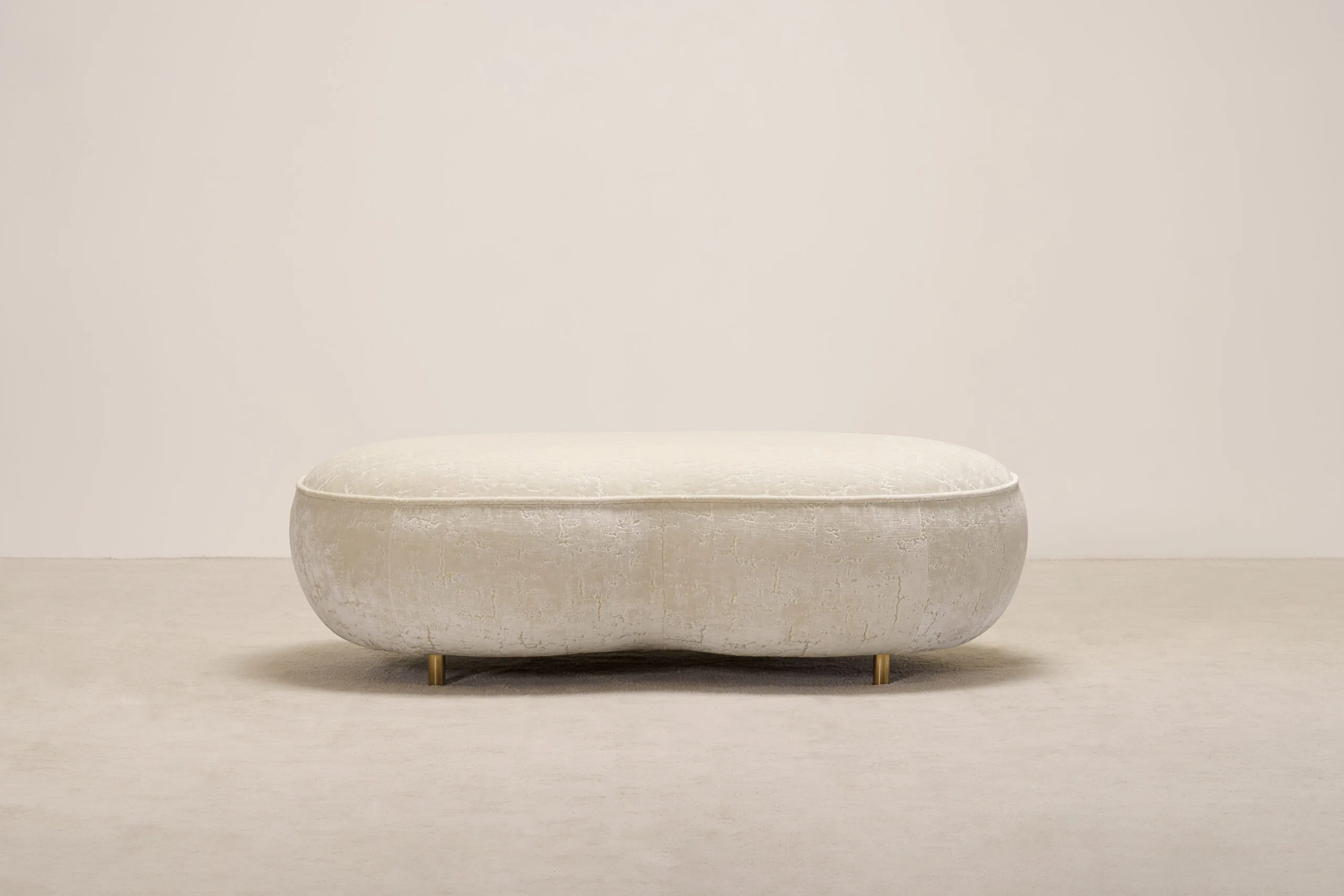 Billy Ottoman by Proisy Studio
