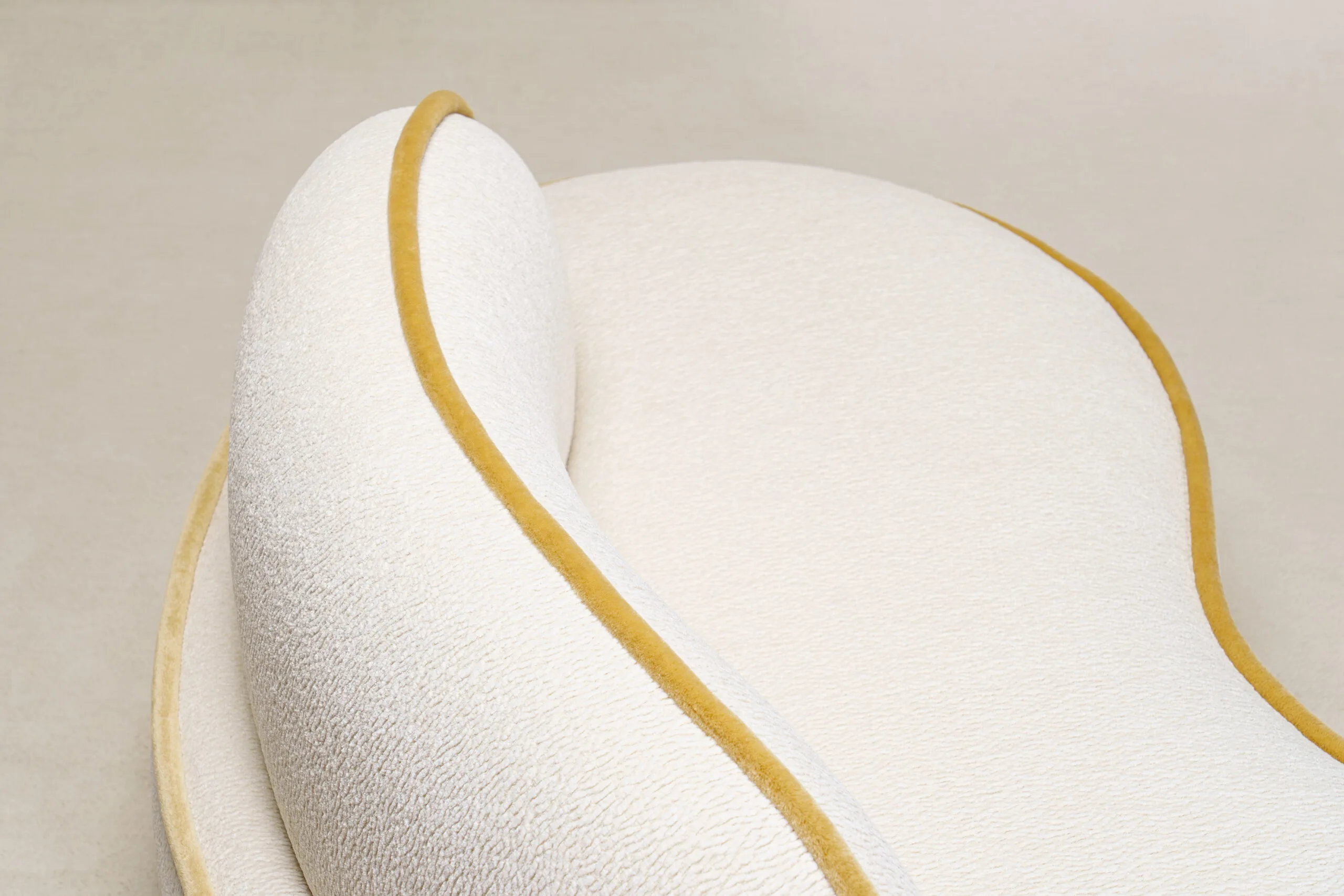 Jim Sofa S Size by Proisy Studio