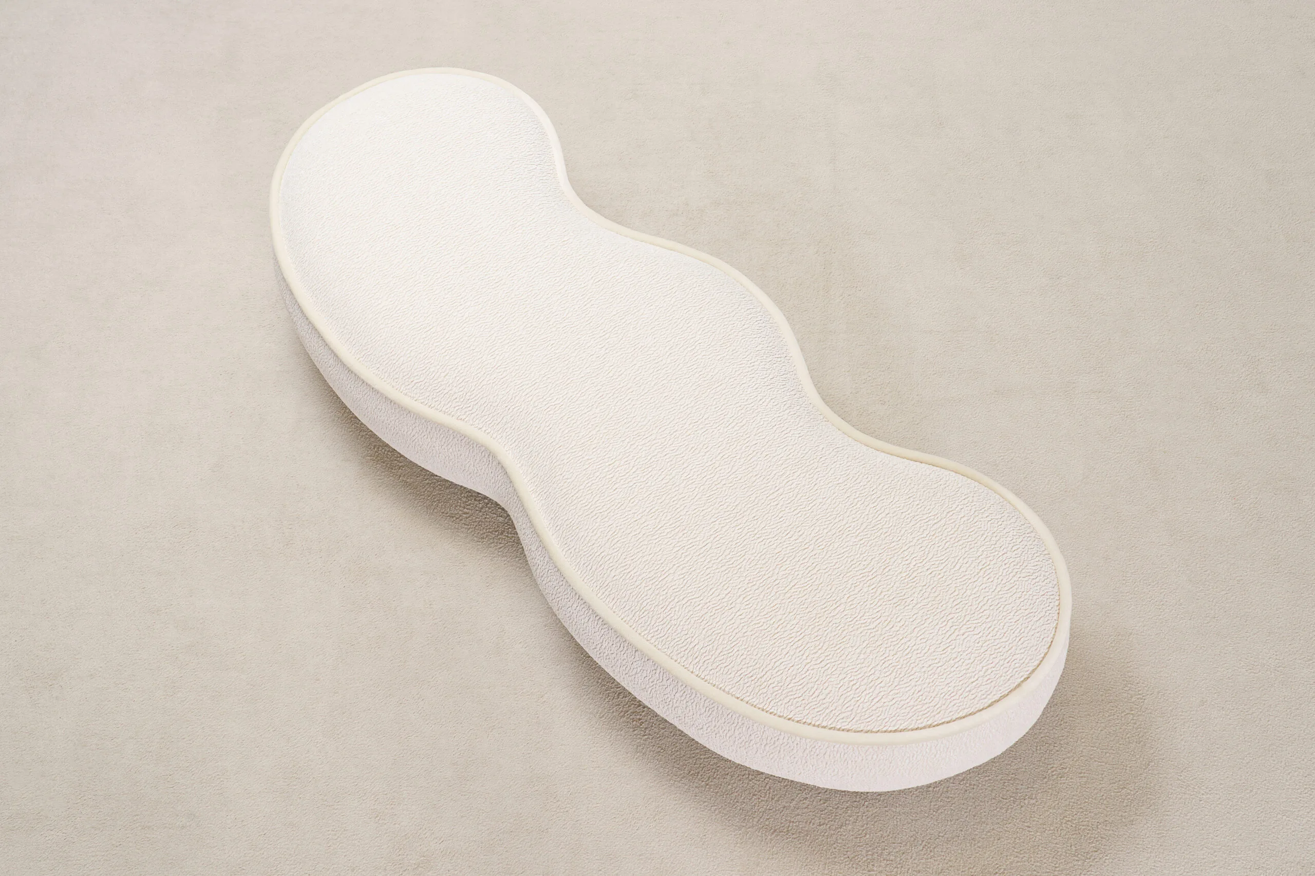 Clyde Bench by Proisy Studio